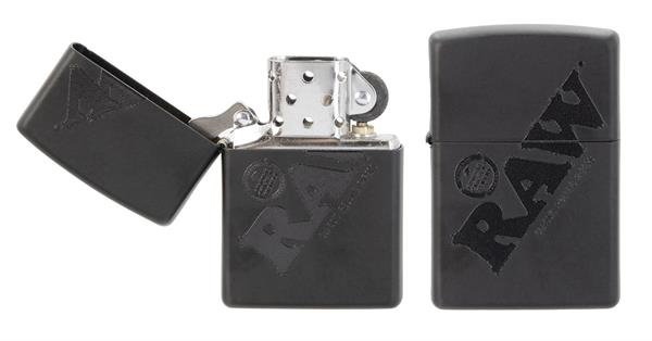 ZIPPO Feuerzeug, "RAW - Black Logo" von ZIPPO — online kaufen bei Only Bubatz
