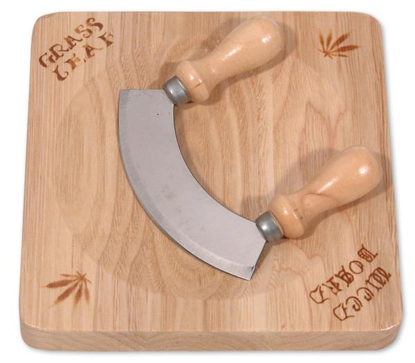 Holzbrett mit Wiegemesser Set, Leaf — online kaufen bei Only Bubatz